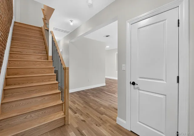 Photo 3 of House for sale at 210 N Miller St, Newburgh (city), NY 12550 | MLS# 1054712 | Listing updated on 2026-09-27