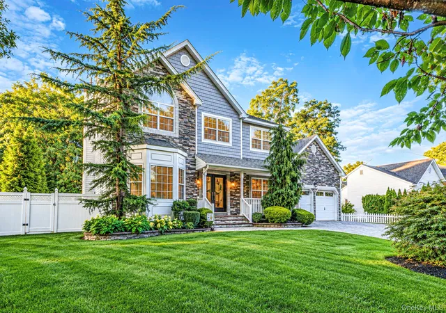 Single family home for sale at 4 Crystal Brk Ct, Smithtown, NY 11767 | MLS# 1054720