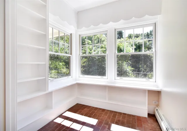 Listing Photo 4 - Condo for sale in building located at 58 Young Ave, Pelham, NY 10803