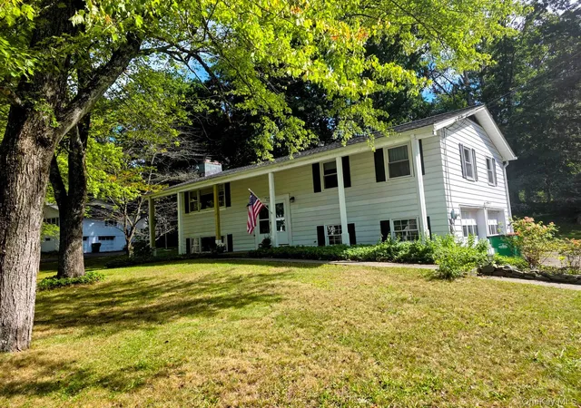 Single family home for sale at 28 Robert Dr, Hyde Park, NY 12538 | MLS# 1054727