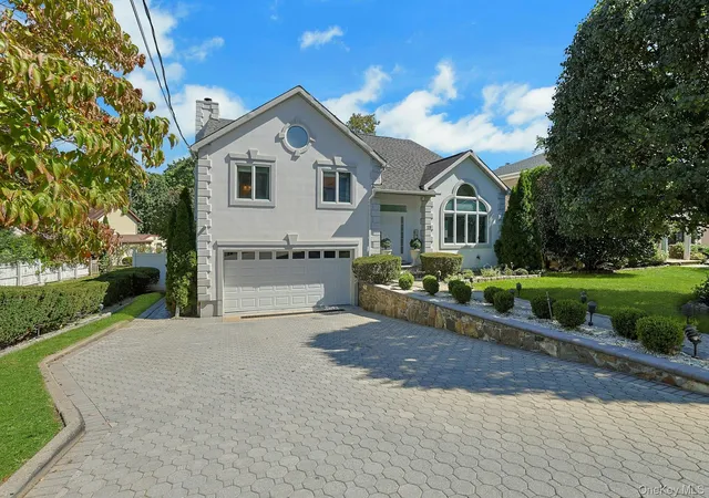 Photo 1 of Single family home for sale at 19 Maple St, Eastchester, NY 10583 | MLS# 1054733 | Listing updated on 2026-10-18