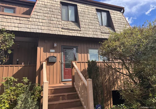 Photo 1 of Condo for sale at 27 Heritage Dr #A, Clarkstown, NY 10956 | MLS# 1054738 | Listing updated on 2026-10-04