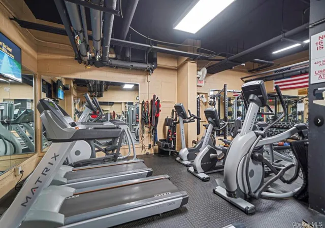 Photo 3 of House for sale at 450 Shore Rd #1E, Long Beach, NY 11561 | MLS# 1054745 | Listing updated on 2026-10-02