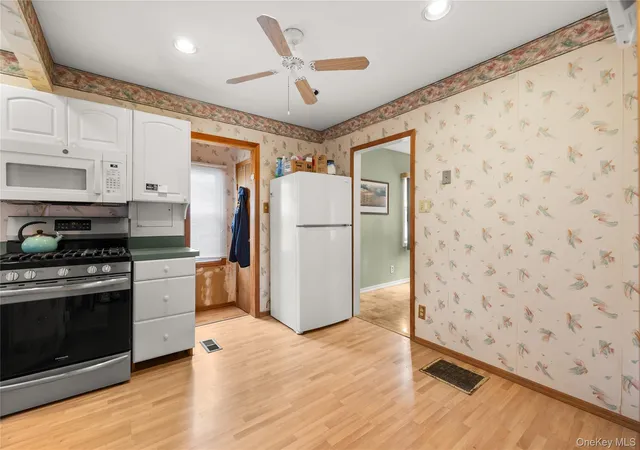 Photo 4 of Single family home for sale at 159 Neptune Ave, West Babylon, NY 11704 | MLS# 1054747 | Listing updated on 2026-09-25
