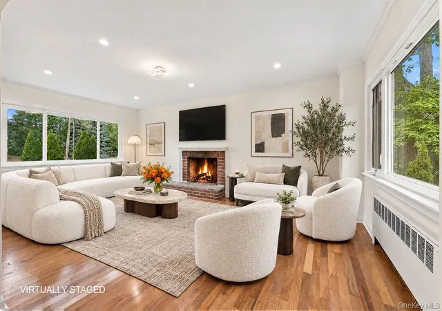 Photo 2 of Single family home for sale at 84 Middle Neck Rd, North Hempstead, NY 11576 | MLS# 1054753 | Listing updated on 2026-09-26