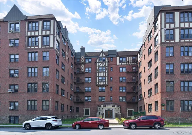 House for sale at 590 E 3rd Street #4C, Mount Vernon, NY 10553 | MLS# 1054755 | Listing updated on 2026-10-07