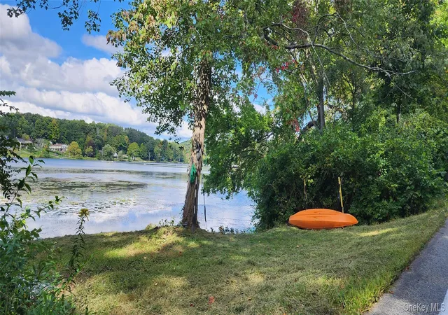 Photo 2 of Single family home for sale at 752 Hunns Lake Rd, Stanford, NY 12581 | MLS# 1054766 | Listing updated on 2026-09-28