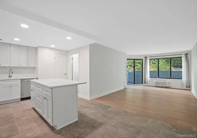 Photo 2 of Condo for sale at 300 High Point Dr #314, Greenburgh, NY 10530 | MLS# 1054808 | Listing updated on 2026-09-29