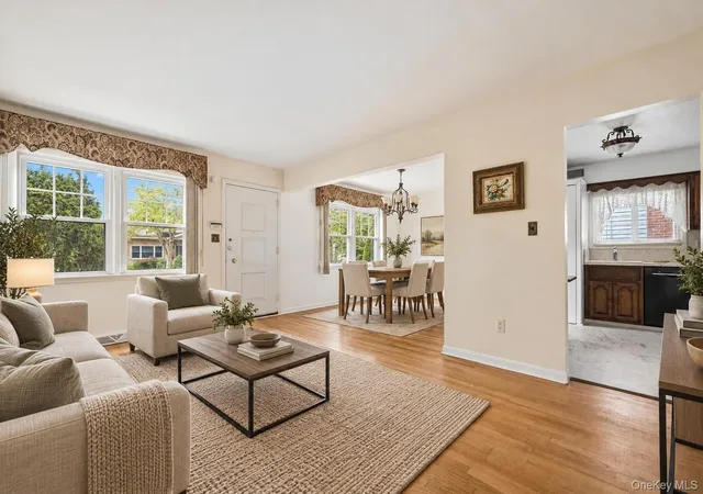 Photo 2 of Multi family home for sale at 41 Margaretta Ct, New York, NY 10314 | MLS# 1054835 | Listing updated on 2026-10-03