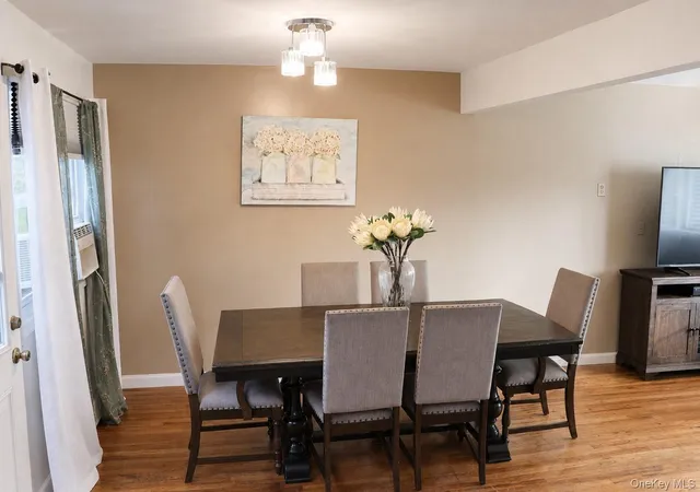 Photo 3 of Single family home for sale at 37 Island, Islip, NY 11717 | MLS# 1054845 | Listing updated on 2026-10-01