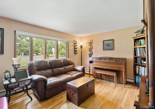 Photo 2 of Single family home for sale at 415 Blauvelt Rd, Orangetown, NY 10913 | MLS# 1054850 | Listing updated on 2026-10-05