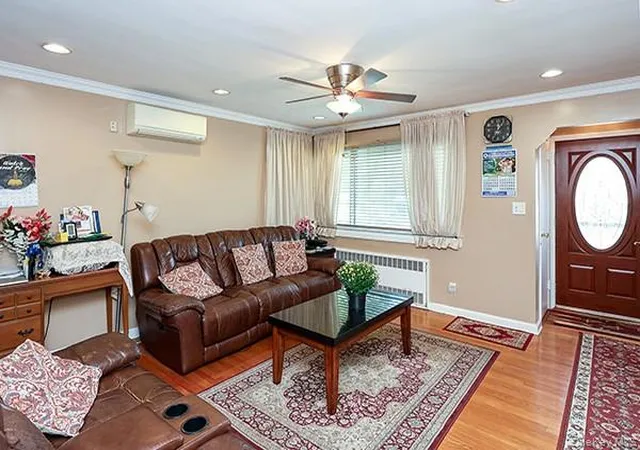 Photo 4 of Single family home for sale at 1408 Lowell Ave, North Hempstead, NY 11040 | MLS# 1054859 | Listing updated on 2026-09-27