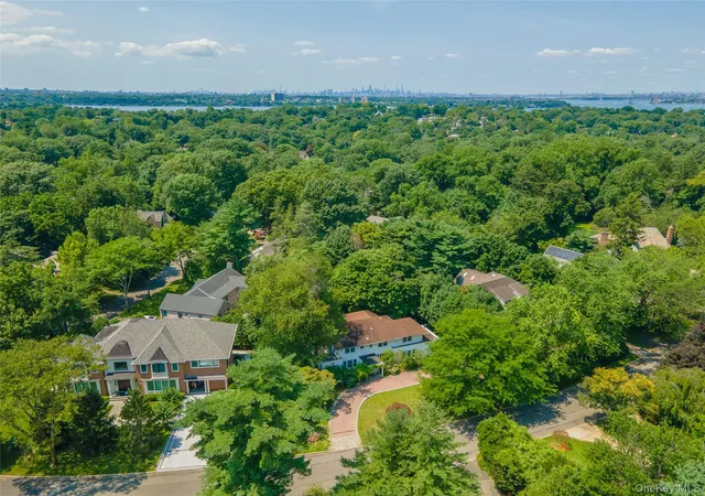 Photo 21 of Single family home for sale at 14 Clover Dr, North Hempstead, NY 11021 | MLS# 1054868 | Listing updated on 2026-10-02