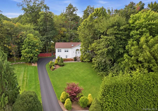 Photo 1 of Single family home for sale at 15 Aron Ct, Ramapo, NY 10977 | MLS# 1054869 | Listing updated on 2026-10-05
