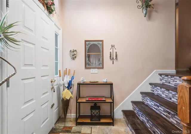 Photo 3 of Single family home for sale at 15 Aron Ct, Ramapo, NY 10977 | MLS# 1054869 | Listing updated on 2026-10-05