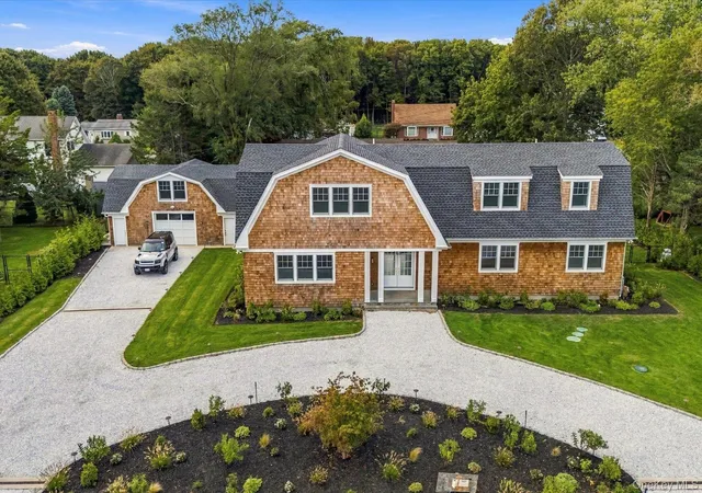 Photo 1 of Single family home for sale at 1430 Bay Hvn Ln, Southold, NY 11971 | MLS# 1054890 | Listing updated on 2026-10-07