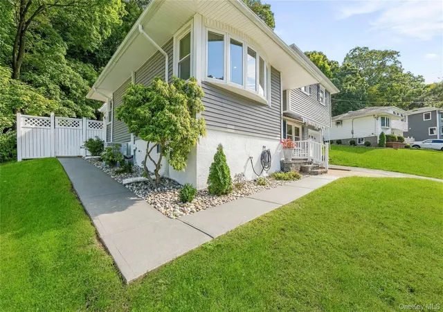 Photo 3 of Single family home for sale at 3 Buena Vista Ave, Peekskill, NY 10566 | MLS# 1054905 | Listing updated on 2026-10-08