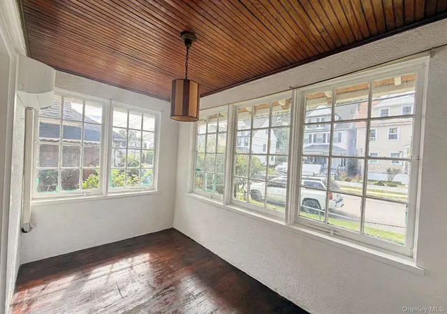 Photo 4 of Single family home for sale at 421 Union Ave, Mount Vernon, NY 10550 | MLS# 1054921 | Listing updated on 2026-09-28