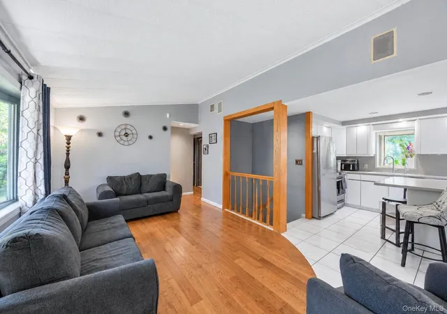 Photo 3 of Single family home for sale at 346 Jamaica Ave, Brookhaven, NY 11763 | MLS# 1054944 | Listing updated on 2026-10-04