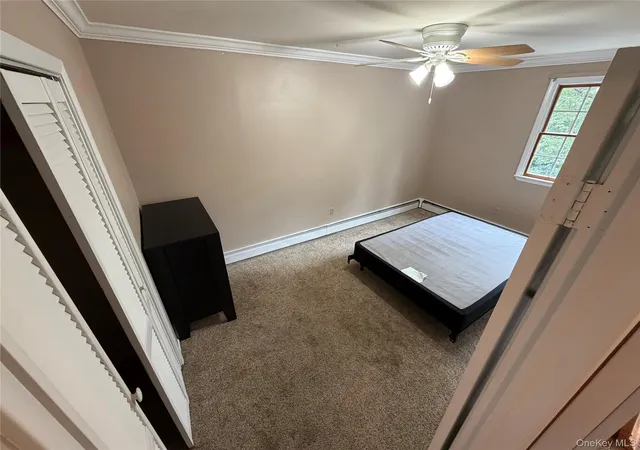 Photo 4 of Single family home for sale at 928 Connetquot Ave, Islip, NY 11722 | MLS# 1054965 | Listing updated on 2026-09-29