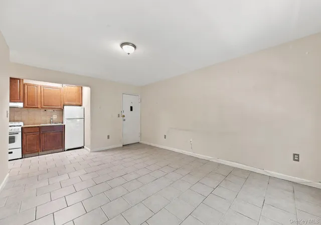 Photo 3 of Condo for sale at 2301 Barclay Manor #23A, Newburgh (city), NY 12550 | MLS# 1054982 | Listing updated on 2026-10-08
