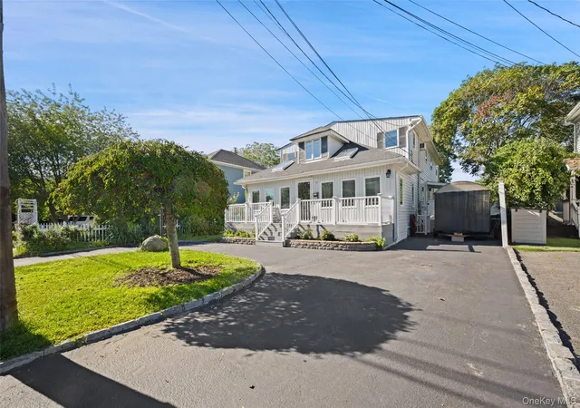 Photo 1 of Single family home for sale at 9 Watson, Islip, NY 11730 | MLS# 1054994 | Listing updated on 2026-09-28