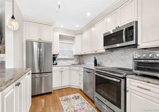 Photo 3 of Condo for sale at 36 Greenridge Ave #202, White Plains, NY 10605 | MLS# 1054995 | Listing updated on 2026-10-08