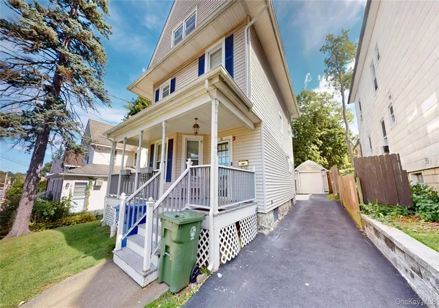Photo 3 of Single family home for sale at 88 Grand Ave, Middletown, NY 10940 | MLS# 1054997 | Listing updated on 2026-09-25