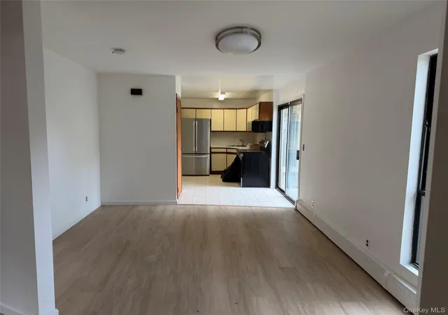 Photo 4 of House for sale at 112 Hillside Rd, Babylon, NY 11729 | MLS# 1055003 | Listing updated on 2026-09-29