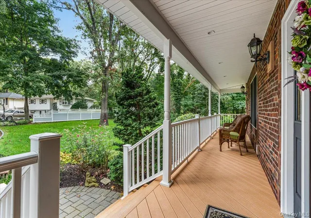 Photo 2 of Single family home for sale at 53 State Pl, Huntington, NY 11743 | MLS# 1055011 | Listing updated on 2026-09-27