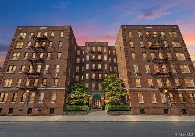 Condo for sale at 3321 Bruckner Blvd #5G, New York, NY 10461 | MLS# 1055016