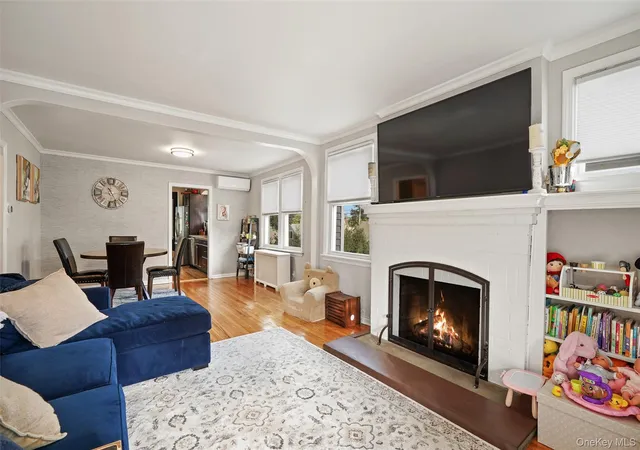 Photo 3 of Single family home for sale at 315 Stanley Ave, Mamaroneck, NY 10543 | MLS# 1055025 | Listing updated on 2026-10-07