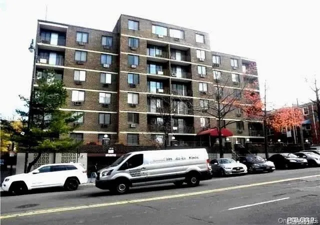 Condo for sale at 36-41 Union St #4G, New York, NY 11354 | MLS# 1055046