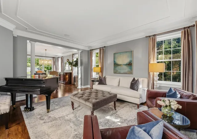 Photo 3 of Single family home for sale at 49 Ridgemont Dr, East Fishkill, NY 12533 | MLS# 1055050 | Listing updated on 2026-10-03