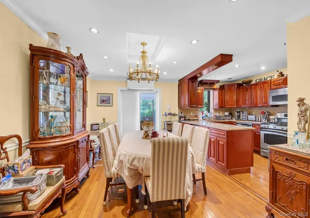 Photo 3 of Single family home for sale at 1830 Narragansett Ave, New York, NY 10461 | MLS# 1055058 | Listing updated on 2026-10-08