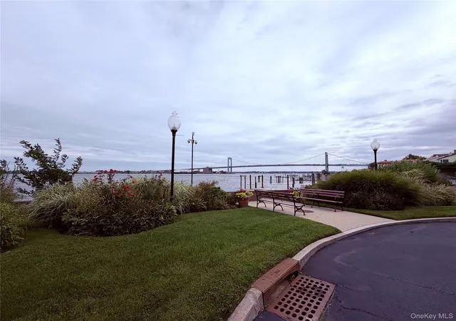 Photo 4 of Condo for sale at 15419 Riverside Dr #24B, New York, NY 11357 | MLS# 1055072 | Listing updated on 2026-09-25