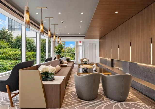 Photo 3 of Condo for sale at 13327 39th Avenue #9F, New York, NY 11354 | MLS# 1055084 | Listing updated on 2026-09-25