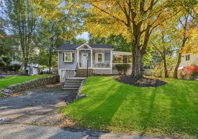 Photo 3 of Single family home for sale at 514 Round Lake Park Rd, Monroe, NY 10950 | MLS# 1055089 | Listing updated on 2026-10-11