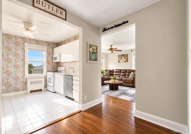 Photo 3 of House for sale at 71-32 Little Neck Pkwy #148B, New York, NY 11426 | MLS# 1055106 | Listing updated on 2026-09-28
