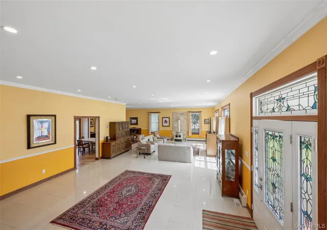 Photo 1 of Single family home for sale at 471 Southport St, Islip, NY 11779 | MLS# 1055112 | Listing updated on 2026-09-29