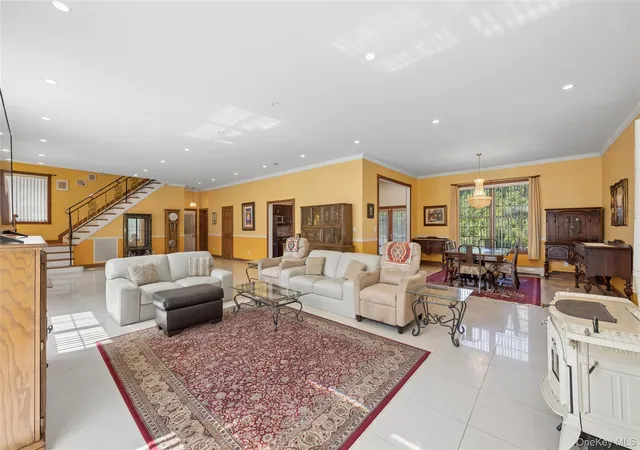 Photo 2 of Single family home for sale at 471 Southport St, Islip, NY 11779 | MLS# 1055112 | Listing updated on 2026-09-29