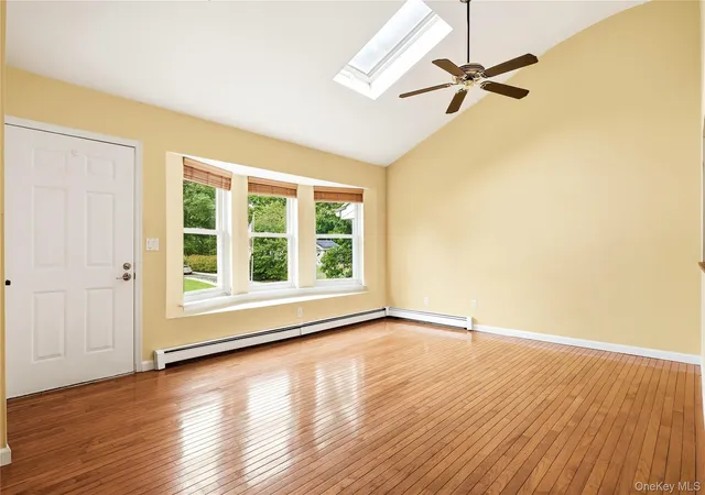 Photo 3 of Single family home for sale at 21 Lisa Ct, Brookhaven, NY 11967 | MLS# 1055121 | Listing updated on 2026-09-27
