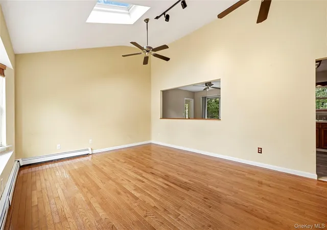 Photo 4 of Single family home for sale at 21 Lisa Ct, Brookhaven, NY 11967 | MLS# 1055121 | Listing updated on 2026-09-27