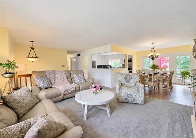 Photo 3 of Single family home for sale at 167 Glenmere Way, Islip, NY 11741 | MLS# 1055135 | Listing updated on 2026-09-29
