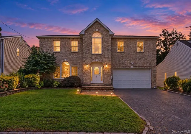 Photo 2 of Single family home for sale at 11 2nd Street, Oyster Bay, NY 11547 | MLS# 1055143 | Listing updated on 2026-09-25