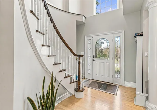 Photo 3 of Single family home for sale at 11 2nd Street, Oyster Bay, NY 11547 | MLS# 1055143 | Listing updated on 2026-09-25