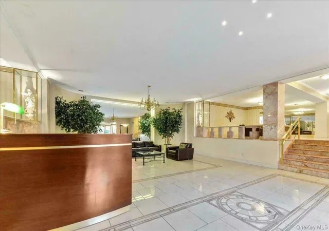 Listing Photo 3 - Condo for sale in building located at 68-61 Yellowstone Blvd, New York, NY 11375 - Unit #412
