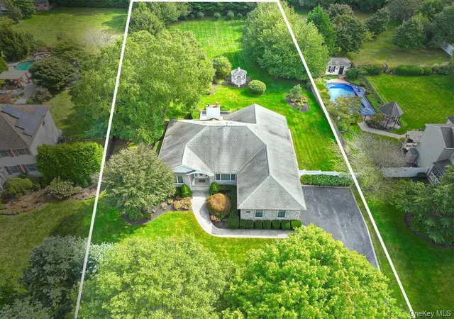 Photo 3 of Single family home for sale at 299 Pine Acre Blvd, Huntington, NY 11746 | MLS# 1055168 | Listing updated on 2026-10-01