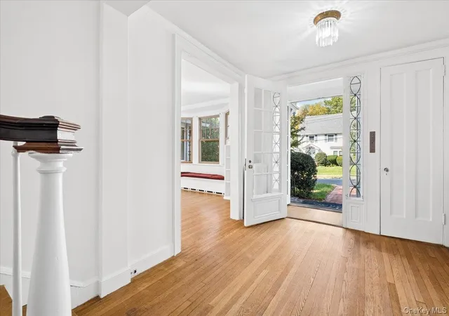 Photo 3 of Single family home for sale at 20 Whitfield Ter, New Rochelle, NY 10801 | MLS# 1055171 | Listing updated on 2026-10-15