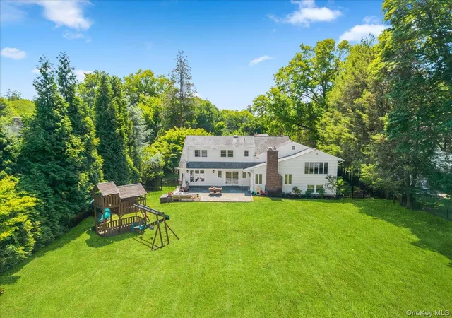Photo 2 of Single family home for sale at 159 Wykagyl Ter, New Rochelle, NY 10804 | MLS# 1055177 | Listing updated on 2026-10-07